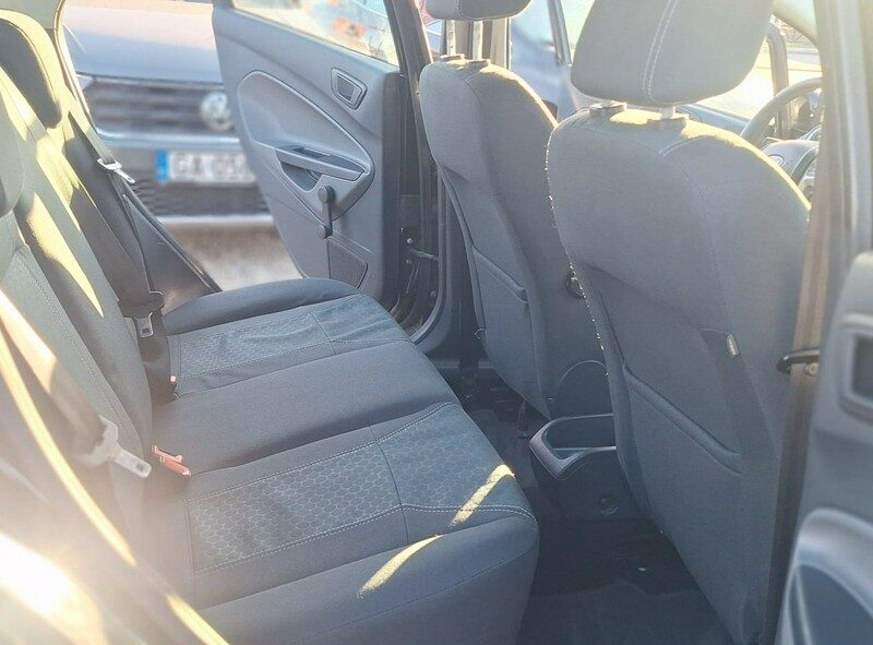 Ford Fiesta Climatronic titanium navi Mk7 (2008-)