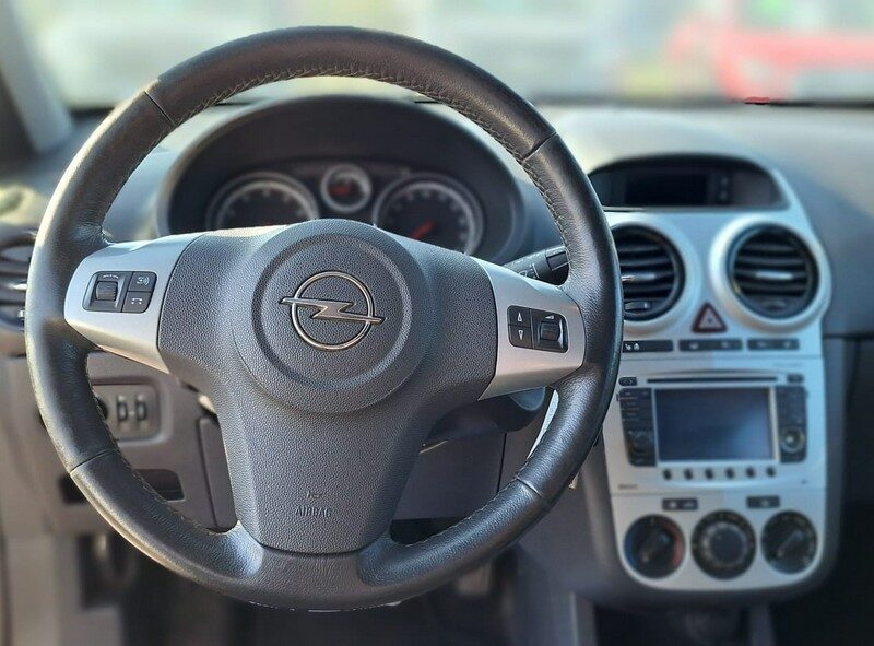 Opel Corsa navi klima automat D (2006-2014)