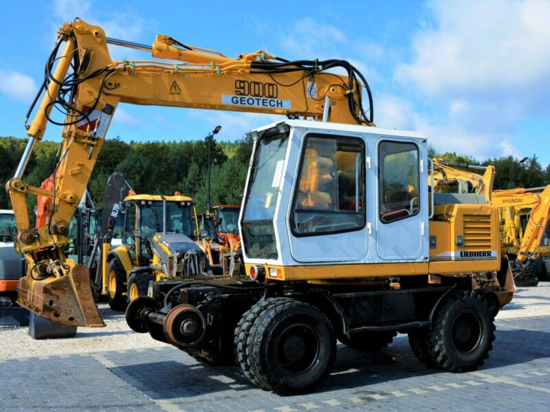 kołowa Liebherr A 900 ZW Litronic Koparka + Kolej Przystosowana Do Pracy Na Torach Sprawna Bez Luzów I Wycieków Kolejowa
