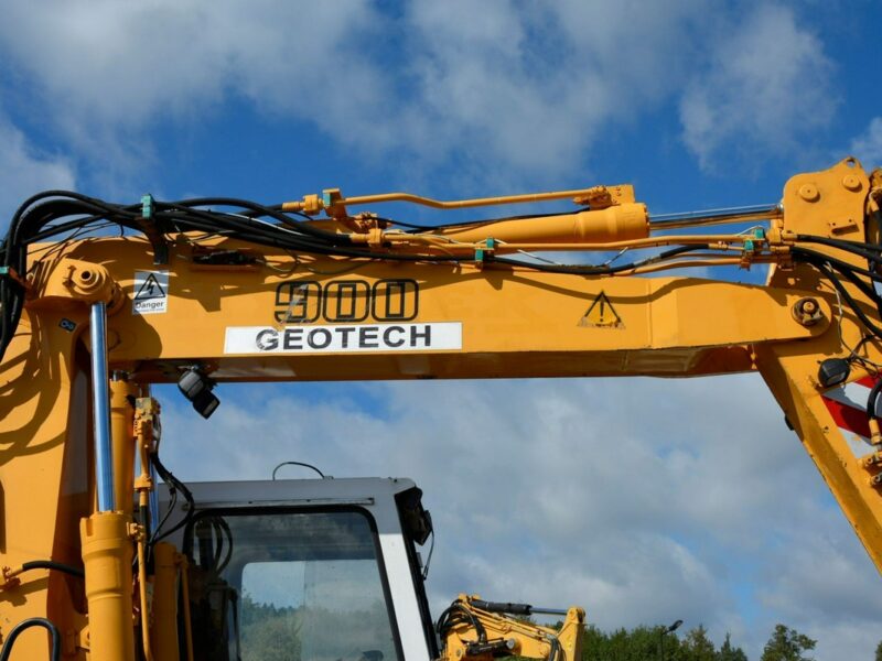 kołowa Liebherr A 900 ZW Litronic Koparka + Kolej Przystosowana Do Pracy Na Torach Sprawna Bez Luzów I Wycieków Kolejowa