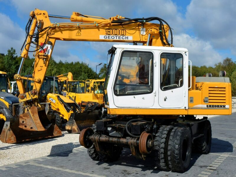 kołowa Liebherr A 900 ZW Litronic Koparka + Kolej Przystosowana Do Pracy Na Torach Sprawna Bez Luzów I Wycieków Kolejowa
