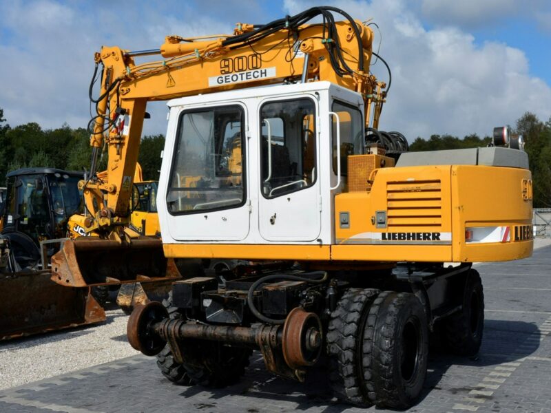 kołowa Liebherr A 900 ZW Litronic Koparka + Kolej Przystosowana Do Pracy Na Torach Sprawna Bez Luzów I Wycieków Kolejowa