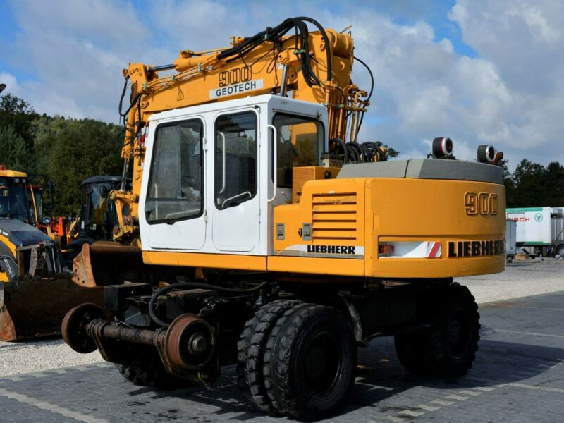 kołowa Liebherr A 900 ZW Litronic Koparka + Kolej Przystosowana Do Pracy Na Torach Sprawna Bez Luzów I Wycieków Kolejowa