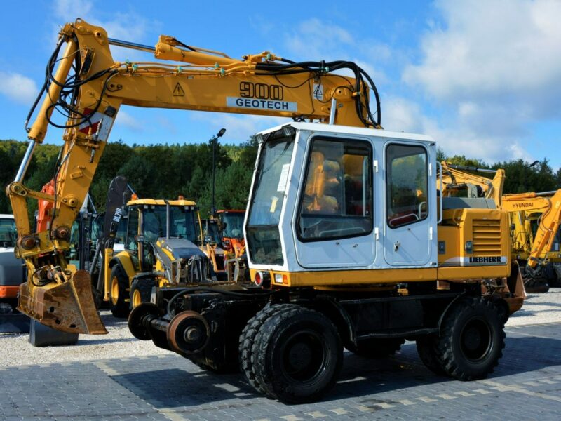 kołowa Liebherr A 900 ZW Litronic Koparka + Kolej Przystosowana Do Pracy Na Torach Sprawna Bez Luzów I Wycieków Kolejowa