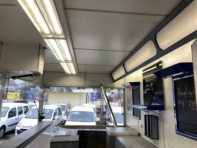 Mercedes Sprinter Sprinter Autosklep Gastronomiczny wędli Ryb Food Truck Foodtruck sklep