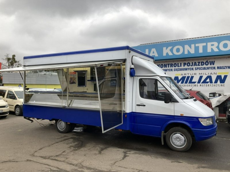Mercedes Sprinter Sprinter Autosklep Gastronomiczny wędli Ryb Food Truck Foodtruck sklep