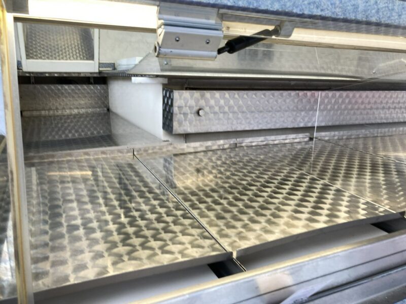 Mercedes Sprinter Sprinter Autosklep Gastronomiczny wędli Ryb Food Truck Foodtruck sklep