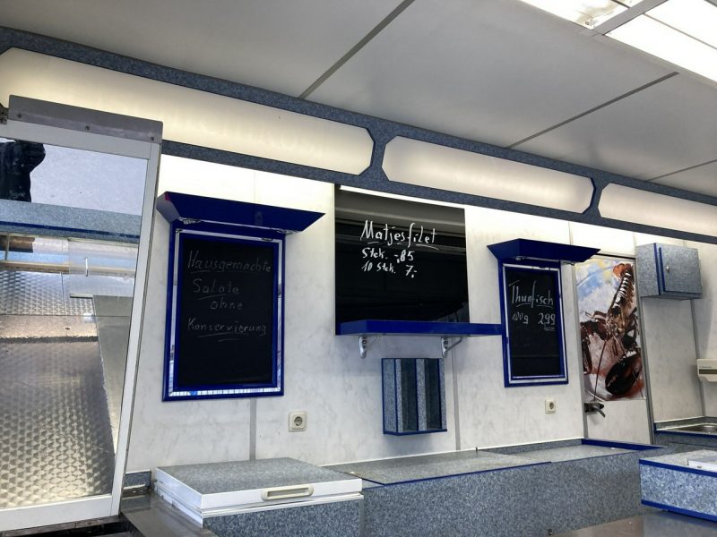 Mercedes Sprinter Sprinter Autosklep Gastronomiczny wędli Ryb Food Truck Foodtruck sklep