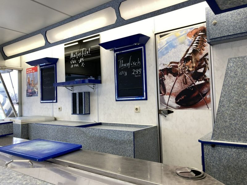 Mercedes Sprinter Sprinter Autosklep Gastronomiczny wędli Ryb Food Truck Foodtruck sklep
