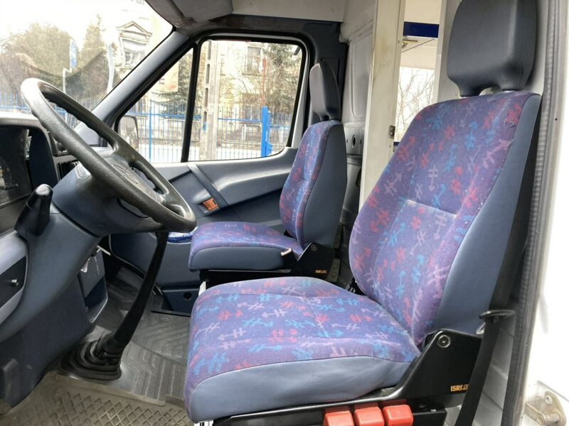 Mercedes Sprinter Sprinter Autosklep Gastronomiczny wędli Ryb Food Truck Foodtruck sklep