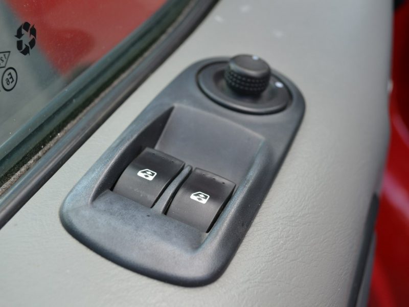 Nissan Primastar 2.0DCI * Klimatyzacja