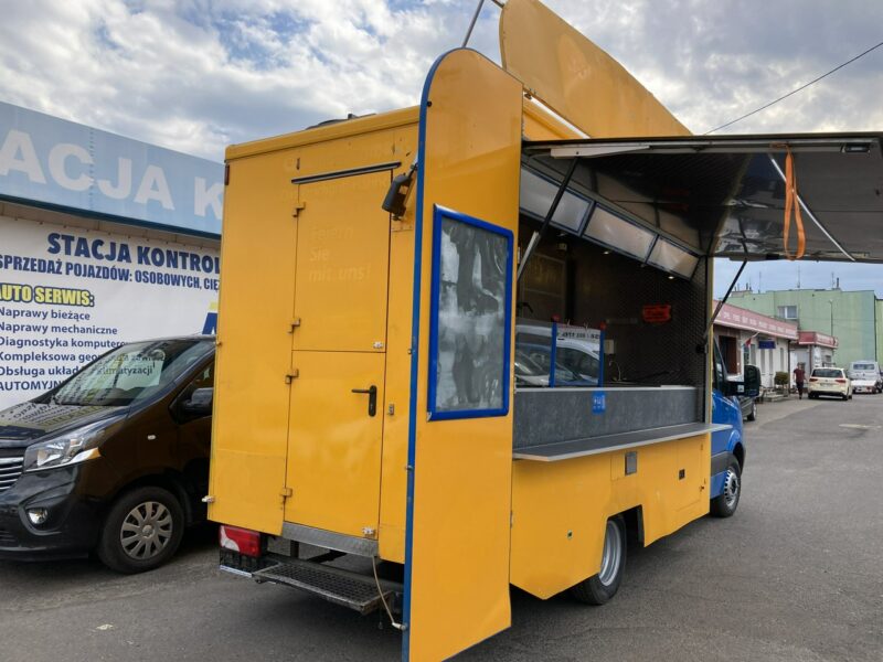 Mercedes Sprinter Autosklep Grill kurczak Gastronomiczny Food Truck Foodtruck sklep 2014