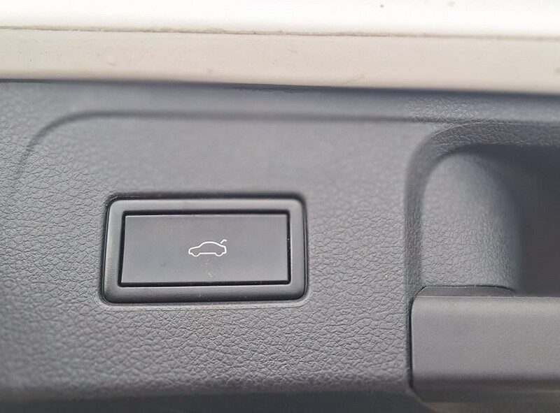 Volkswagen Passat highline xenon Ledy automat dsg 1 rej 2015 4 motion vebasto B8 (2014-2023)