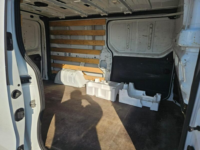 Opel Vivaro L2H1 pack klim+navi