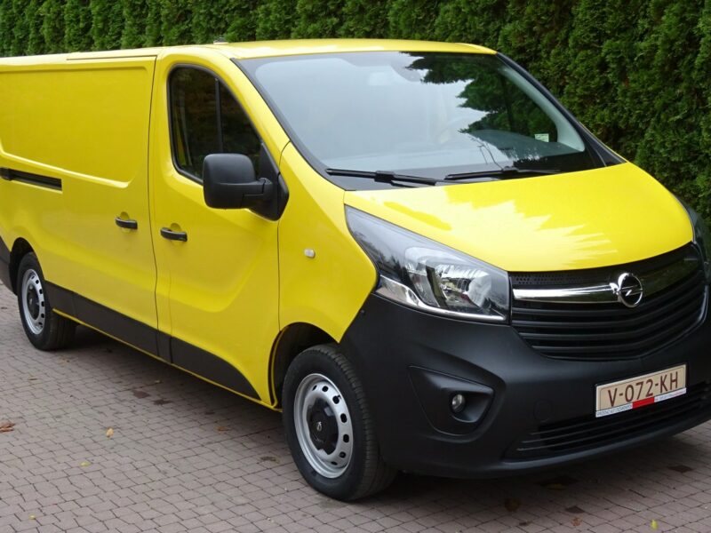 Opel Vivaro Opel VIVARO 1.6 cdti L2h1euro 6 furgon Tylko 105000km!, Sprowadzony
