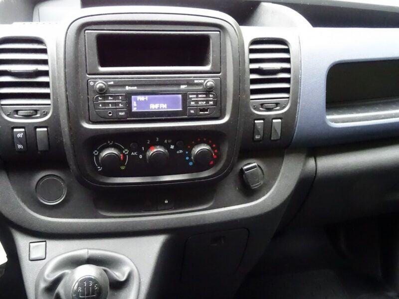 Opel Vivaro Opel VIVARO 1.6 cdti L2h1euro 6 furgon Tylko 105000km!, Sprowadzony