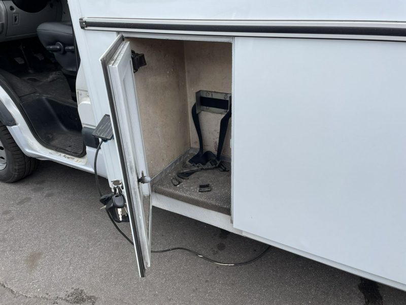 Renault Master Autosklep Wędlin RybGastronomiczny Food Truck Foodtruck Sklep bar 2006