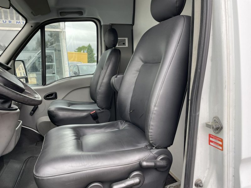 Renault Master Autosklep Wędlin RybGastronomiczny Food Truck Foodtruck Sklep bar 2006
