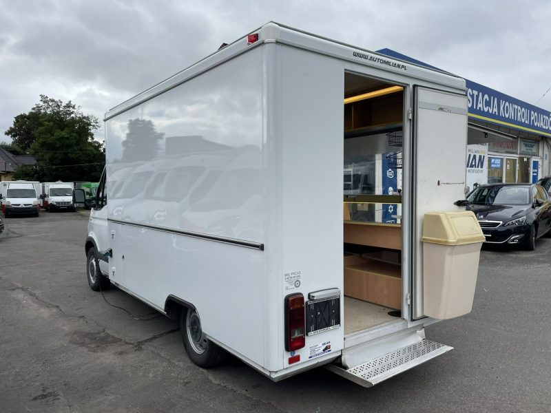 Renault Master Autosklep Wędlin RybGastronomiczny Food Truck Foodtruck Sklep bar 2006