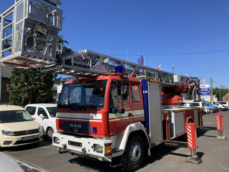 Man inny Man 15,280 Straż pożarna drabina Strażacka zwyżka podnośnik 32m Metz