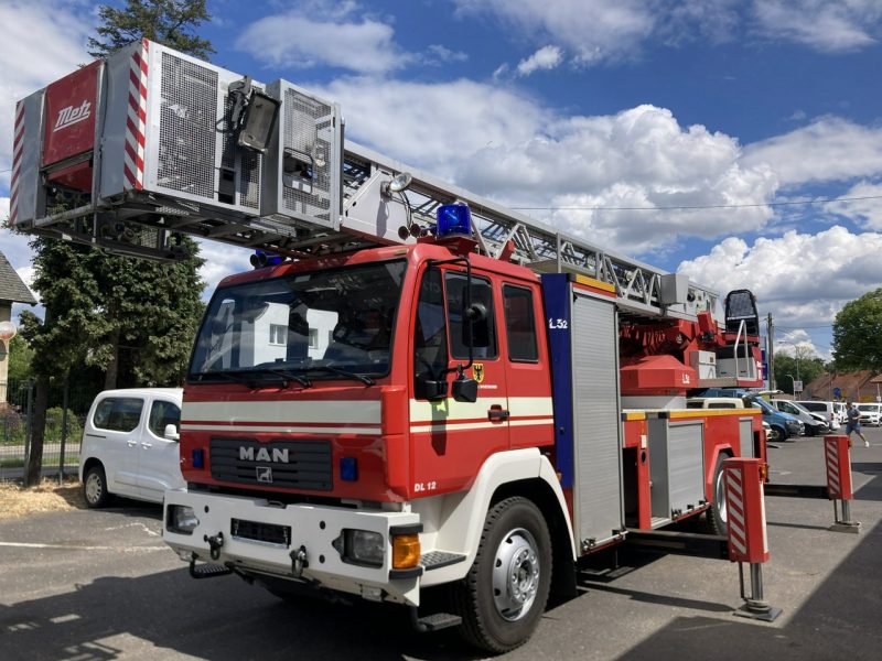Man inny Man 15,280 Straż pożarna drabina Strażacka zwyżka podnośnik 32m Metz