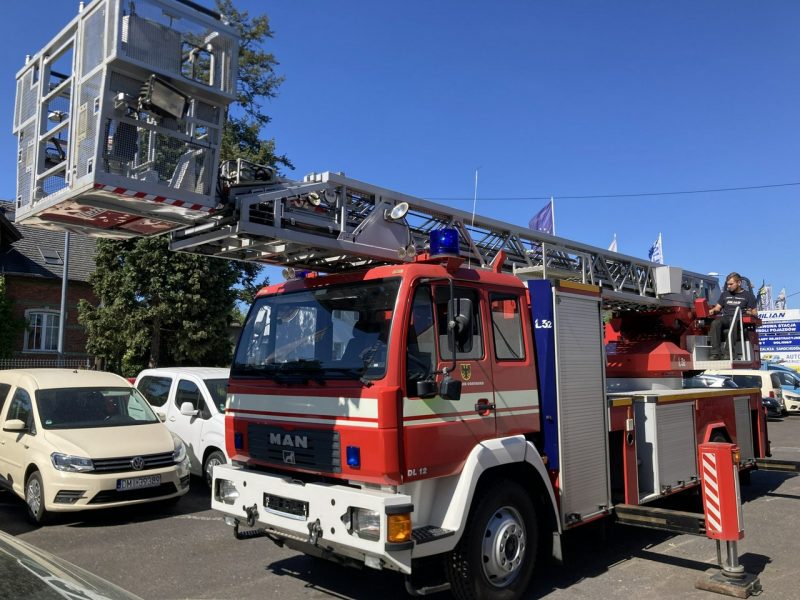 Man inny Man 15,280 Straż pożarna drabina Strażacka zwyżka podnośnik 32m Metz