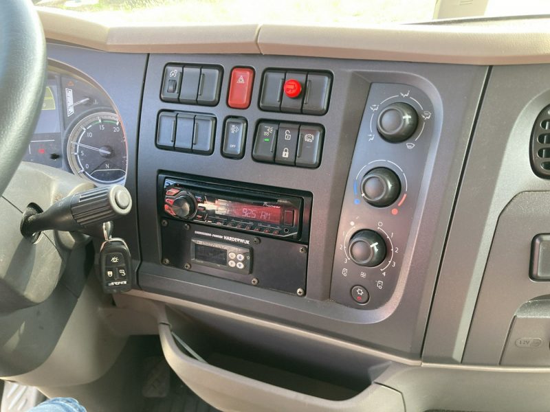 DAF inny DAF LF210FA Chłodnia Konvekta Hydro klapa 2014