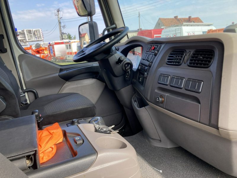 DAF inny DAF LF210FA Chłodnia Konvekta Hydro klapa 2014