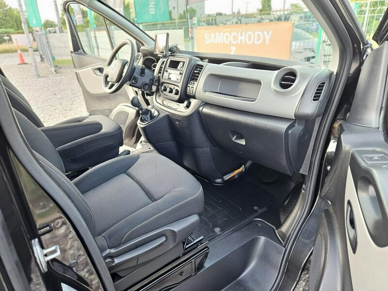 Nissan NV300 Trafic Vivaro Pack klim + navi zabudowa