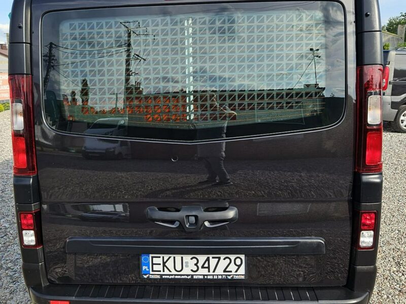 Nissan NV300 Trafic Vivaro Pack klim + navi zabudowa