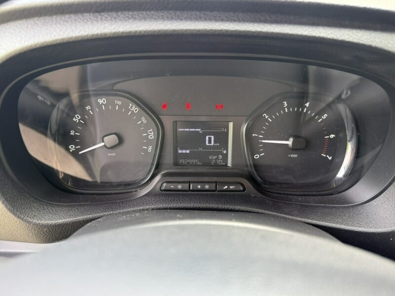 Opel Vivaro 1.5 Diesel*Serwisowany*Gwarancja*Bogate Wyposażenie*Zadbane*