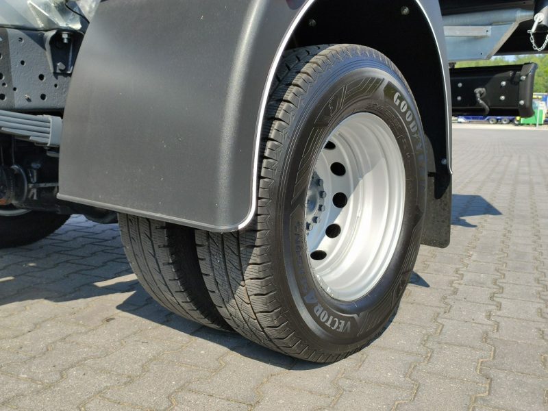 Iveco Daily 70C18 V H 3.0 Wywrotka 3-stronna (70C17 do 3.5 tony) 50C17 , 35C17 !!! Kat B