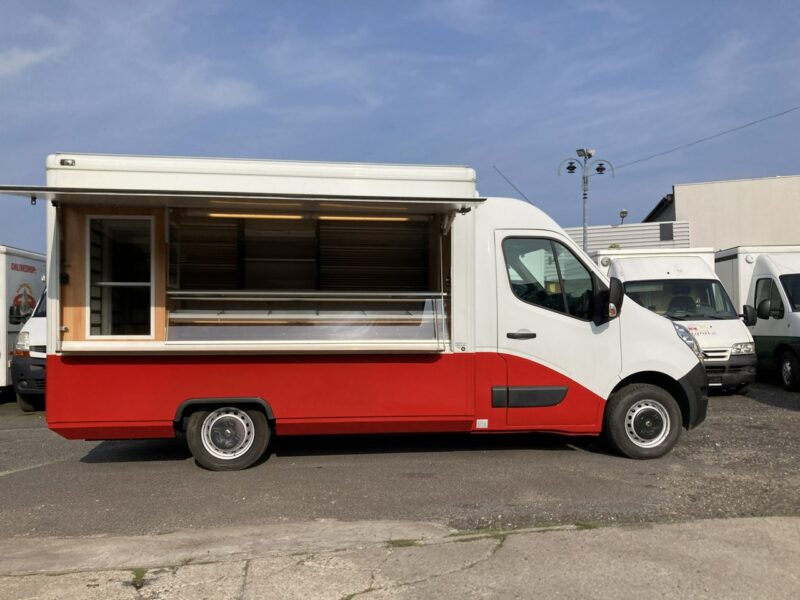 Renault Master Autosklep pieczywa Gastronomiczny Food Truck Foodtruck sklep BORCO2013