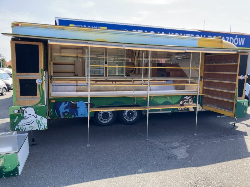 Renault Master Autosklep wędlin sklep bar Gastronomiczny Food Truck Foodtruck Borco09