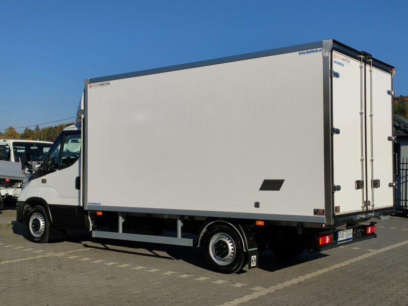 Iveco Daily 35S16 V 2023r CHŁODNIA -29/+29 8-Palet Salon PL Na Gwarancji Dostępny Od Ręki