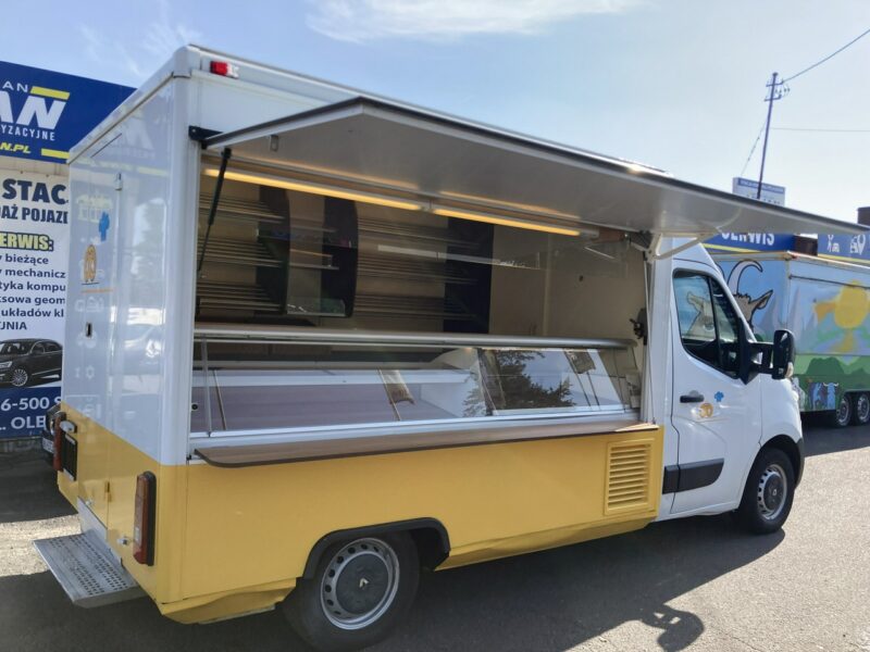 Renault Master Autosklep pieczyw Gastronomiczny Food Truck Foodtruck sklep Borco 2013