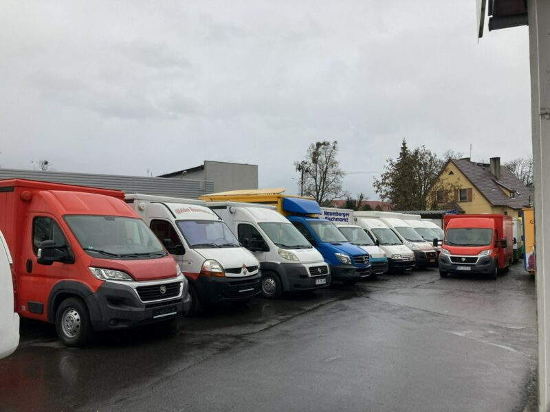 Renault Master Autosklep pieczyw Gastronomiczny Food Truck Foodtruck sklep Borco 2013