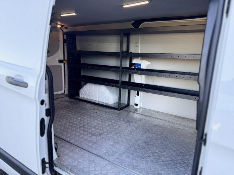 Ford Transit Custom 300 L2H1 TREND 2.0TDCI 130Ps Vat-1