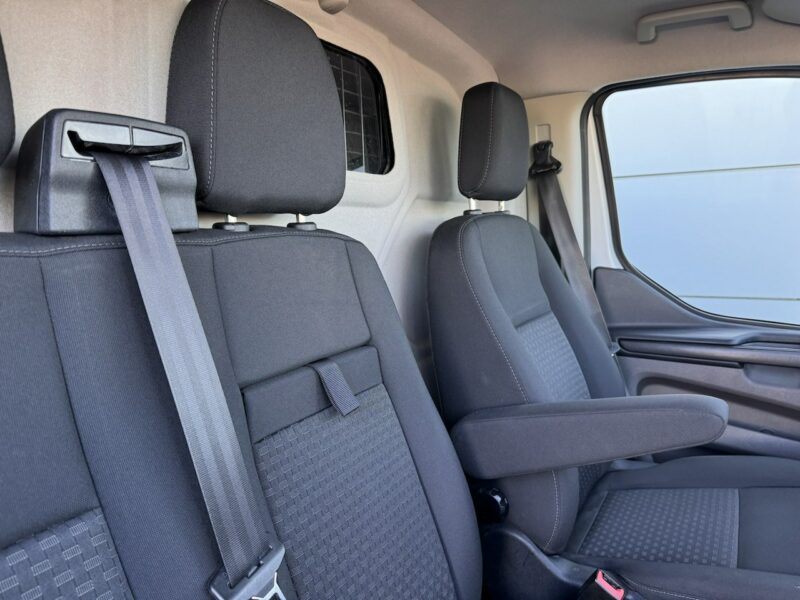 Ford Transit Custom 300 L2H1 TREND 2.0TDCI 130Ps Vat-1