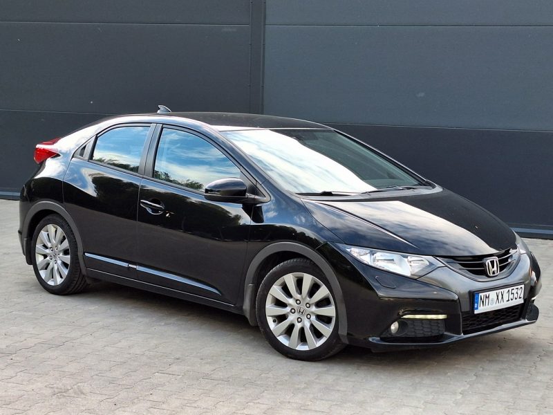 Honda Civic *1.8i*BARDZO ŁADNA*czarna*KLiMATRONiK*Kamera* IX (2011-)