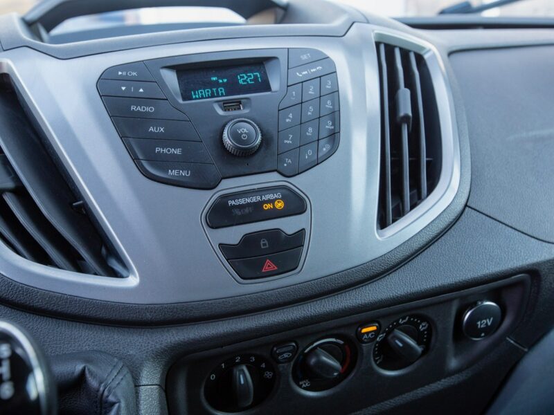 Ford Transit L3H2 170KM Blaszak *TREND* 3500kg Bogate Wyposażenie