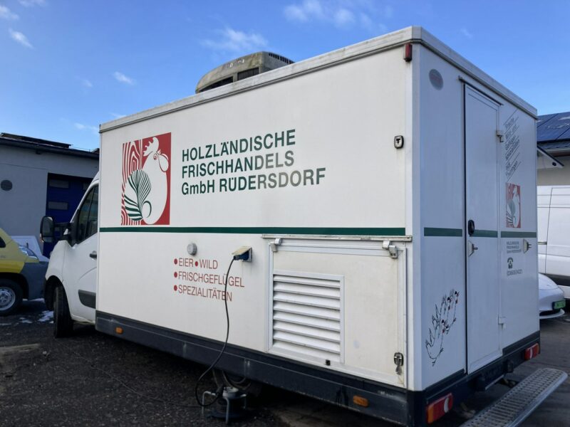 Renault Master Autosklep wędlin Sklep Bar Gastronomiczny Food Truck Foodtruck 2012
