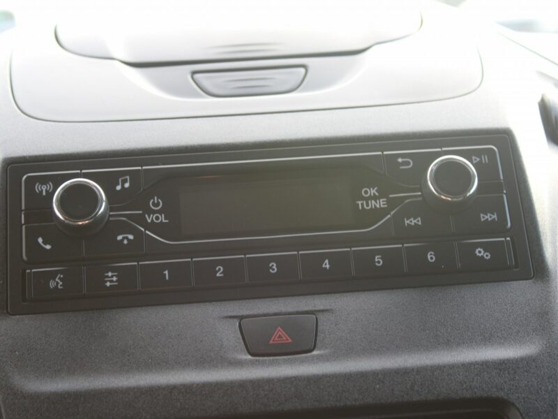 Ford Transit Connect salon PL gwarancja I-właściciel benzyna blaszak F-vat
