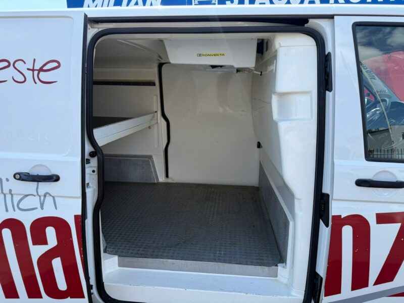 Volkswagen Transporter Transporter T5 LIFT 2.0-180 KM, DSG7 Chłodnia Konvekta Model 2012