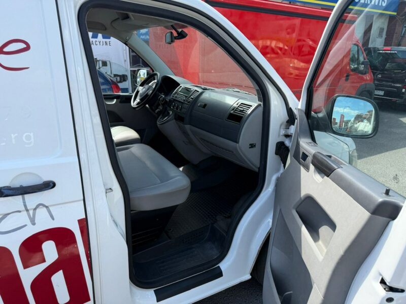 Volkswagen Transporter Transporter T5 LIFT 2.0-180 KM, DSG7 Chłodnia Konvekta Model 2012