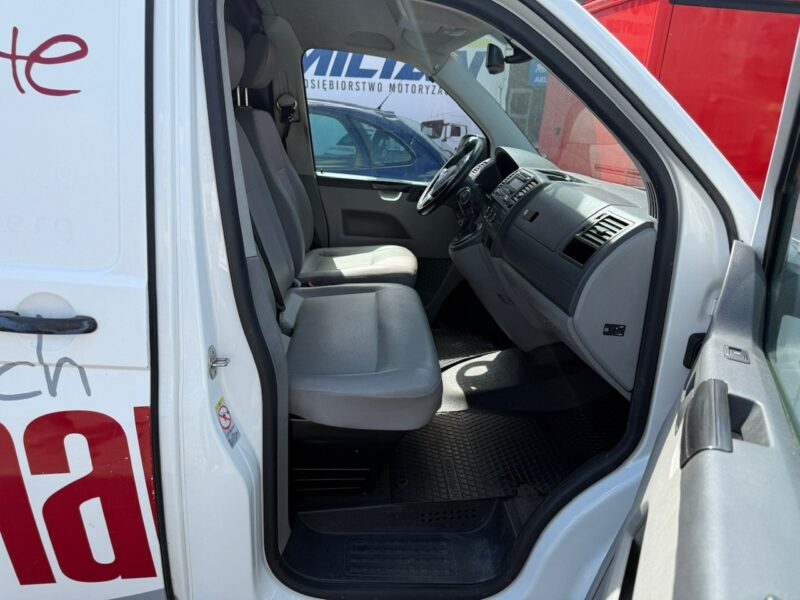 Volkswagen Transporter Transporter T5 LIFT 2.0-180 KM, DSG7 Chłodnia Konvekta Model 2012