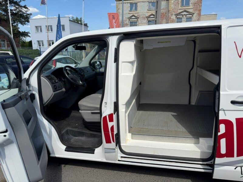 Volkswagen Transporter Transporter T5 LIFT 2.0-180 KM, DSG7 Chłodnia Konvekta Model 2012