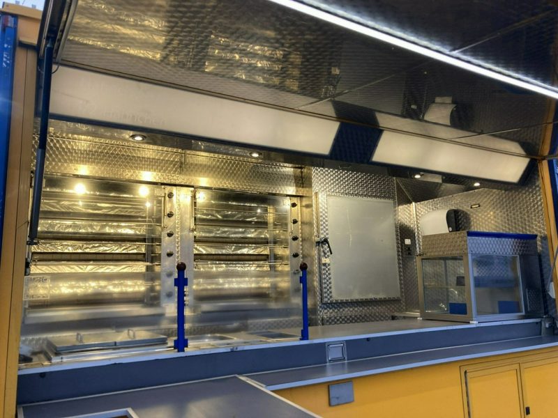 Fiat Ducato Autosklep Autogrill Gastronomiczny Food Truck Foodtruck sklep bar2011