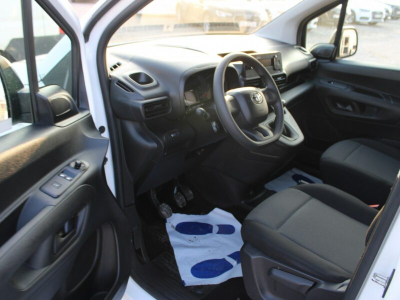 Toyota Proace City Active 1.2D-4t Vat-1 F-Vat Gwarancja SalonPL