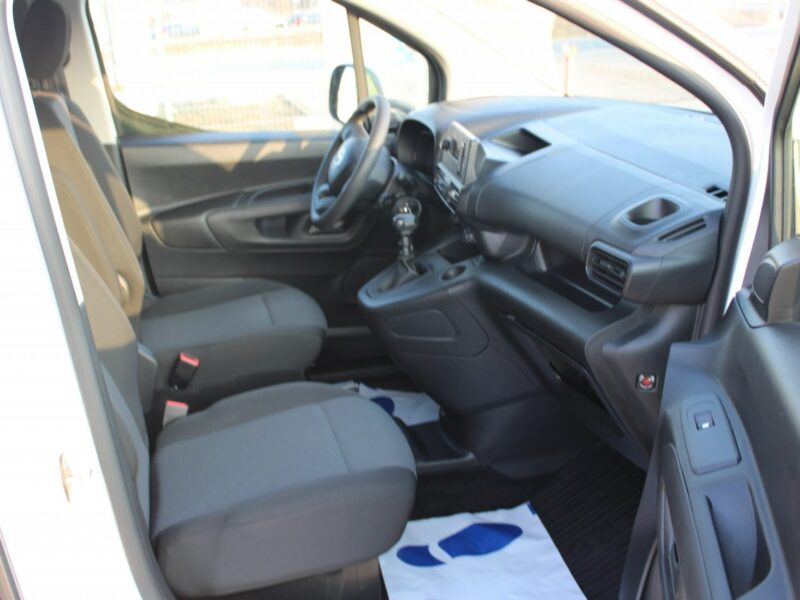 Toyota Proace City Active 1.2D-4t Vat-1 F-Vat Gwarancja SalonPL